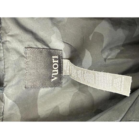 vuori Men's Langley Black Insulated Jacket Camo Lining - Size - XL - Picture 10 of 13